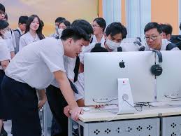 Tóm lại, việc đảm bảo cơ hội công bằng cho cả nam và nữ trong thị trường việc làm là rất quan trọng.